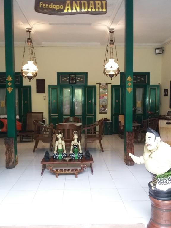 Pendopo Andari Homestay Yogyakarta Exterior foto