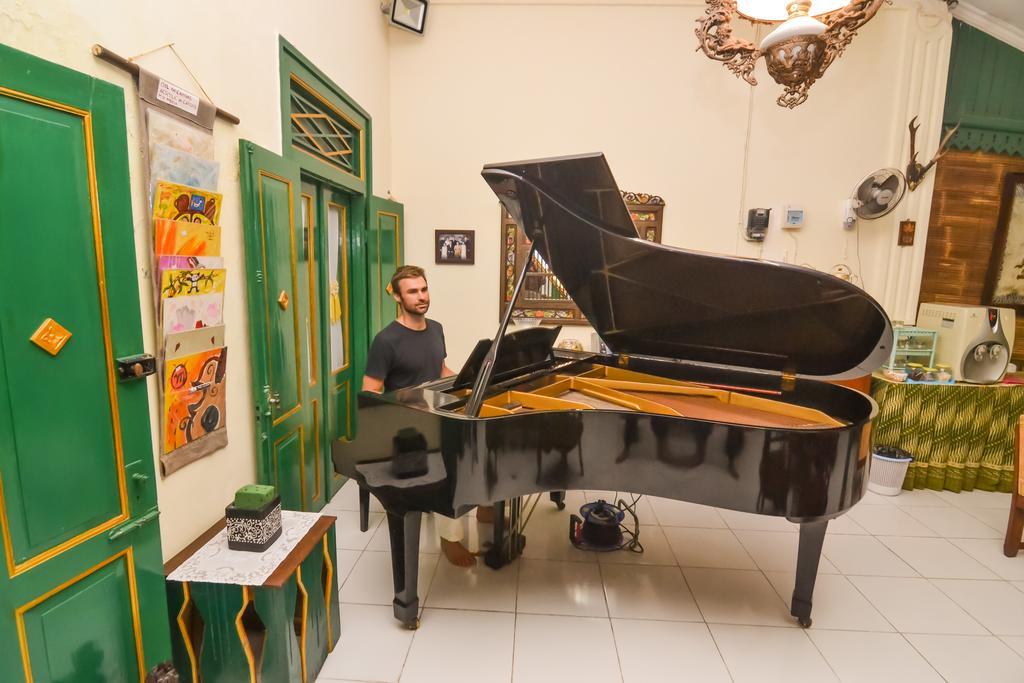 Pendopo Andari Homestay Yogyakarta Exterior foto