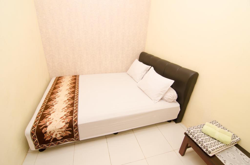 Pendopo Andari Homestay Yogyakarta Exterior foto